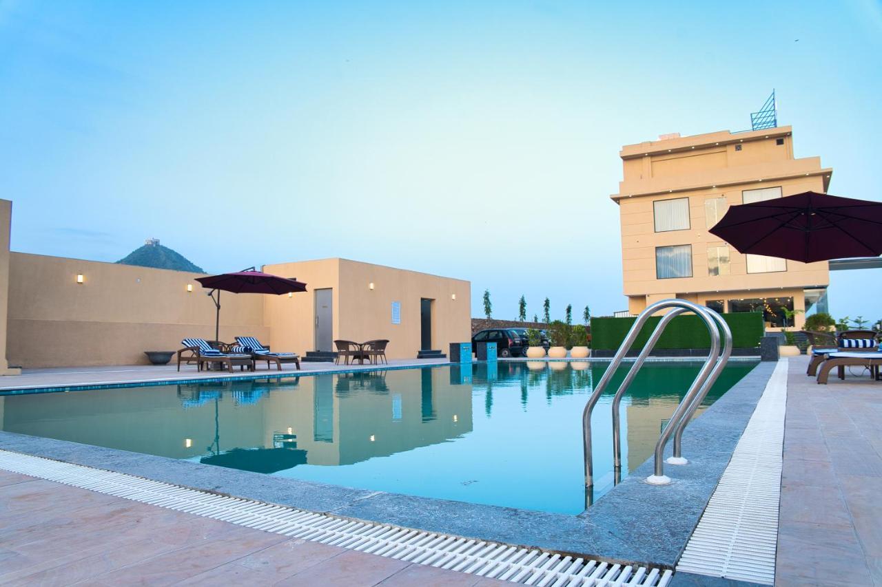 Sterling Pushkar Hotel ภายนอก รูปภาพ
