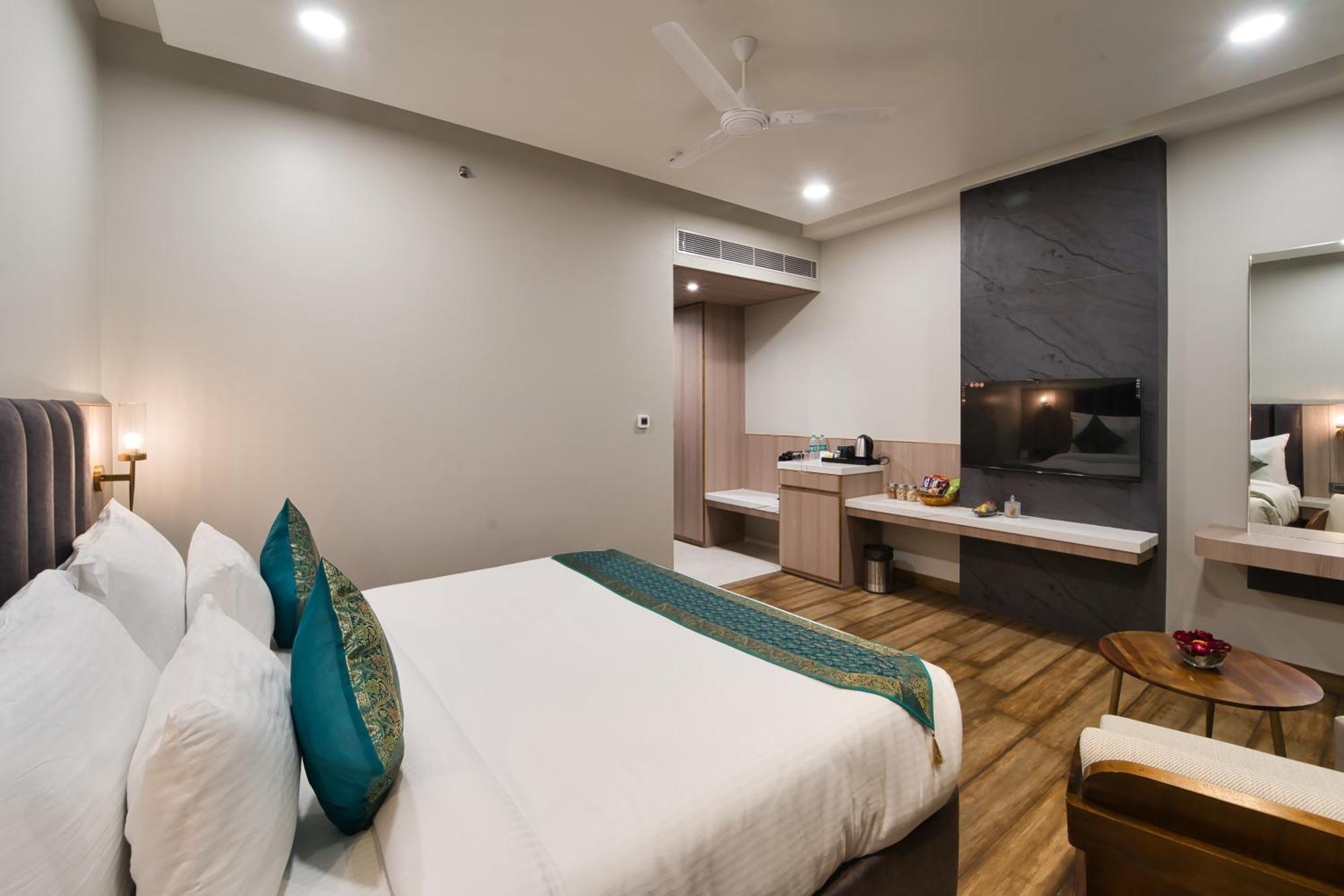 Sterling Pushkar Hotel ภายนอก รูปภาพ