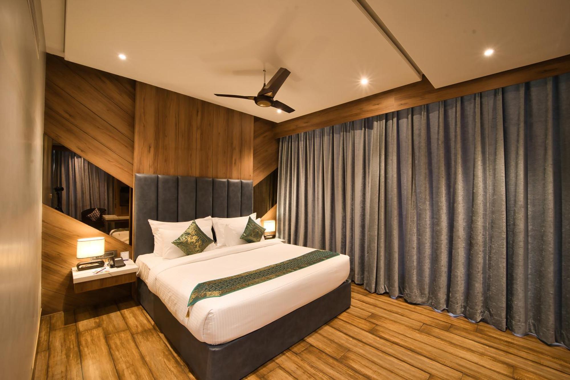 Sterling Pushkar Hotel ภายนอก รูปภาพ